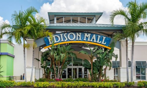 edison-mall-front entrance